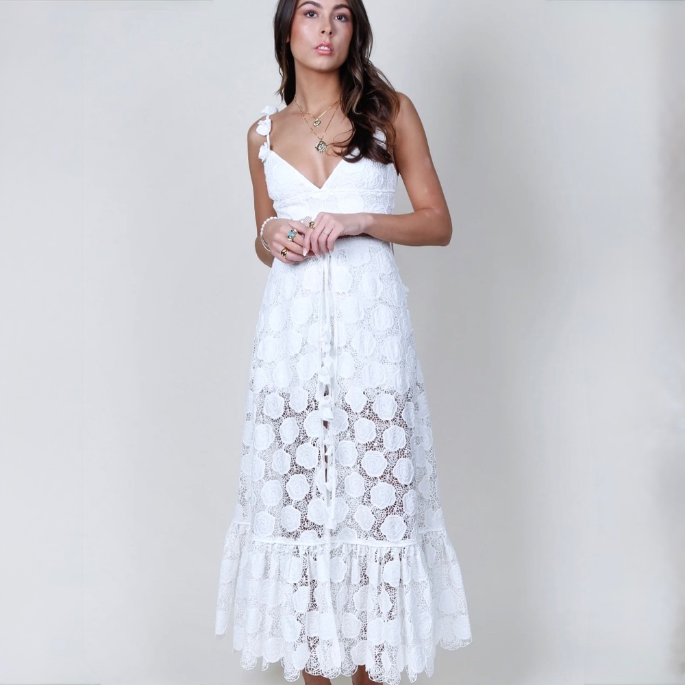 Alexis Armas Off-White Lace Romper And Cape New With Tags Size Small